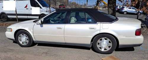 FOR PARTS or REPAIR - 2000 Cadillac Seville SLS 4 6L 8Cyl - cars & for sale in Totowa, NJ