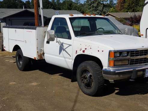 1993 GMC 4x4 service truck-newer motor for sale in Albany, OR