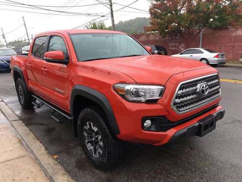 2017 TOYOTA TACOMA SR V6 - cars & trucks - by dealer - vehicle... for sale in Yonkers, NY