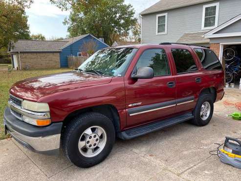 2003 Chevy Tahoe - cars & trucks - by owner - vehicle automotive sale for sale in Arlington, TX
