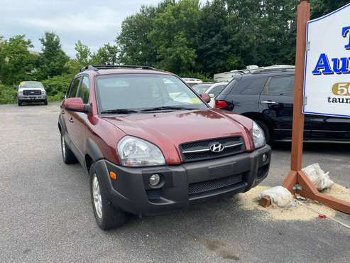 2006 Hyundai Tucson Limited 4dr SUV 4WD - cars & trucks - by dealer... for sale in Taunton , MA
