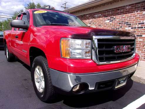 2011 GMC Sierra SLE Ext Cab 5.3 4x4, 95k Miles, Red/Black, Very Clean! for sale in Franklin, VT
