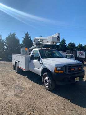 F 550 bucket truck - cars & trucks - by owner - vehicle automotive... for sale in Sewell, NJ