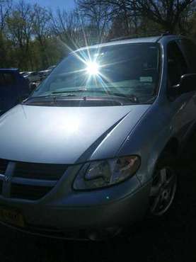 2005 Dodge Grand Caravan SXT only 55, 000 Miles , One Owner - cars & for sale in Rochester , NY