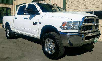 2014 Dodge Ram 2500 Crew Cab 4X4 Hemi V-8 Automatic - cars & trucks... for sale in Grand Junction, CO