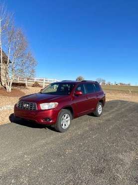 2008 Toyota Highlander - cars & trucks - by owner - vehicle... for sale in Frederick, CO