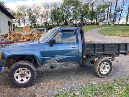 87 Toyota pickup for sale in Staunton, VA