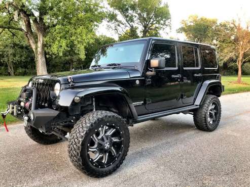 2013 Jeep Wrangler unlimited lifted for sale in Houston, TX