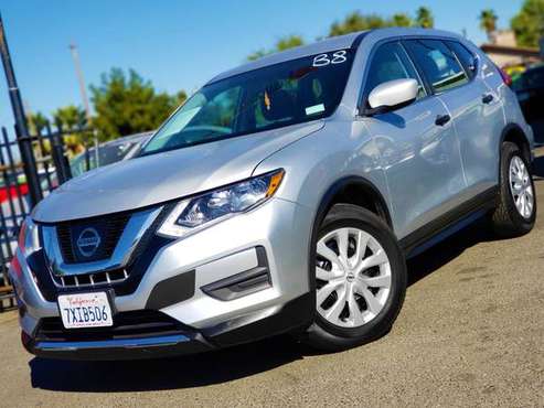 🤓👉 2017 Nissan ROGUE S Sport Utility * Like NEW * LOADED!!! - cars &... for sale in Riverbank, CA