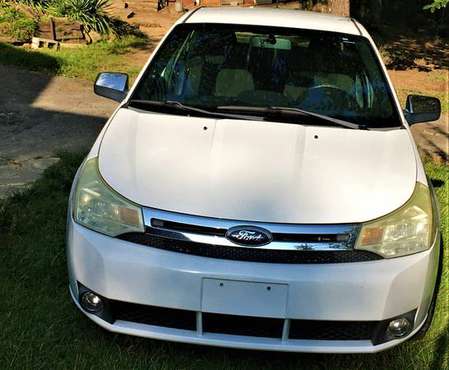 2008 FORD FOCUS SE - cars & trucks - by owner - vehicle automotive... for sale in Warrior, AL