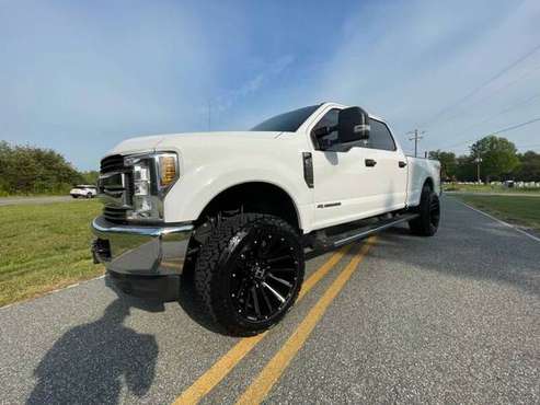 2018 Ford F250 XLT 4x4 Leather 22x12 - - by dealer for sale in Stokesdale, VA