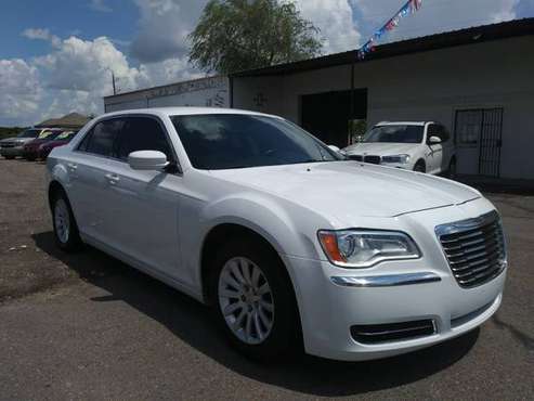 **** 2012 Chrysler 300 Titulo Limpio **** for sale in Alamo, TX