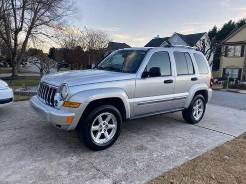 2005 JEEP LIBERTY LIMITED WITH 119K MILS NEW EMISSION & CARFAX IN... for sale in Lawrenceville, GA
