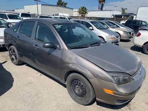 2005 Ford Focus ZX4 - cars & trucks - by dealer - vehicle automotive... for sale in San Diego, CA