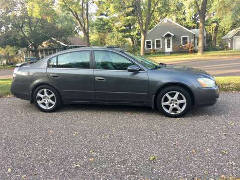 2004 NISSAN ALTIMA FOR SALE - cars & trucks - by owner - vehicle... for sale in River Falls, MN