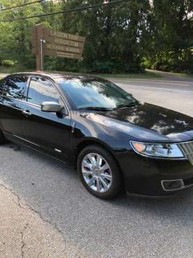 2012 Lincoln MKZ Hybrid - cars & trucks - by owner - vehicle... for sale in Yorktown Heights, NY