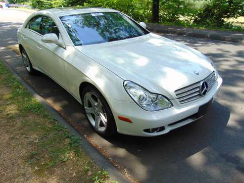 2007 Mercedes CLS550 - cars & trucks - by dealer - vehicle... for sale in Waterbury, CT
