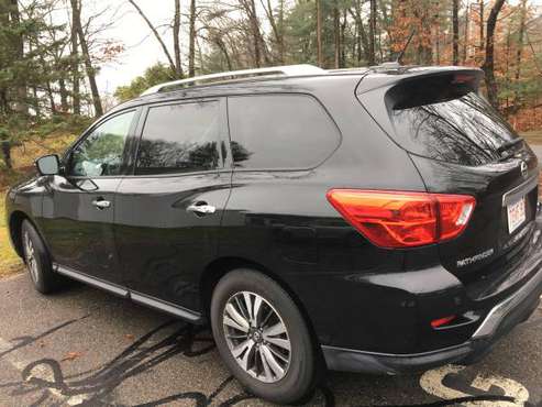 2017 Nissan Pathfinder 4WD/4-Wheel Drive/4x4 SL - leather seats -... for sale in Woburn, MA