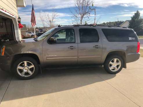 2013 GMC Yukon XL slt - cars & trucks - by owner - vehicle... for sale in Summerset, SD