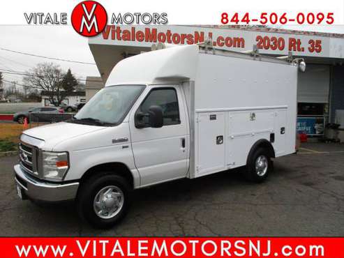 2012 Ford Econoline Commercial Cutaway E-350 ENCLOSED UTILITY BODY for sale in south amboy, IL