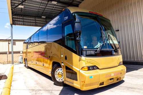 2012 MCI J4500 Motorcoach Bus - Great Condition - cars & trucks - by... for sale in Honolulu, WA