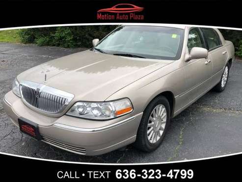 2003 Lincoln Town Car Executive - - by dealer for sale in Lake Saint Louis, MO