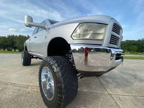 🔥2011 DODGE RAM 2500 4x4 (40's)(LIFTED)🔥 - cars & trucks - by dealer... for sale in Stokesdale, VA