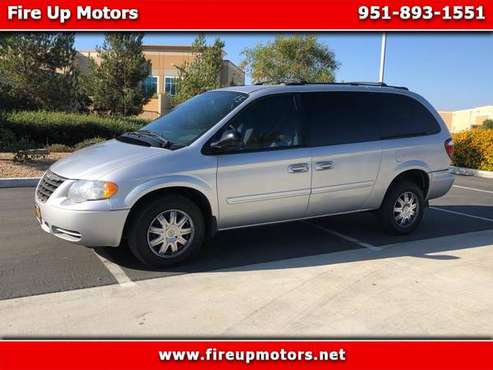 2005 Chrysler Town Country LX for sale in Corona, CA