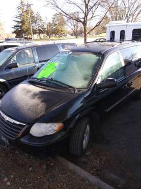 Chrysler Town and Country - cars & trucks - by dealer - vehicle... for sale in White Bear Lake, MN
