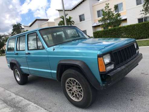 1995 Jeep Cherokee SE 4-Door 4WD for sale in Hollywood, FL