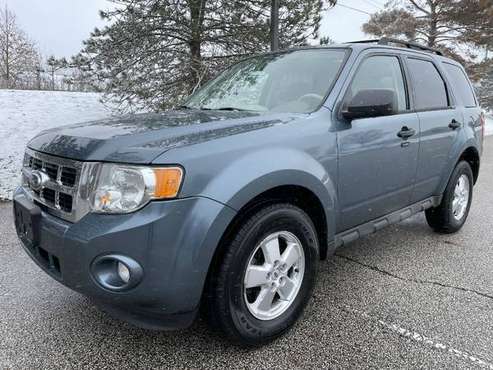 2011 Ford Escape XLT 4x4 103K Miles - cars & trucks - by dealer -... for sale in Akron, OH