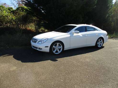 2009 Mercedes-Benz CLS Limited - Great Car-Fax, Garage Kept - cars &... for sale in Cumming, GA