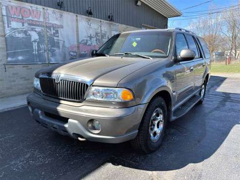 2001 Lincoln Navigator - - by dealer - vehicle for sale in Lockport, IL