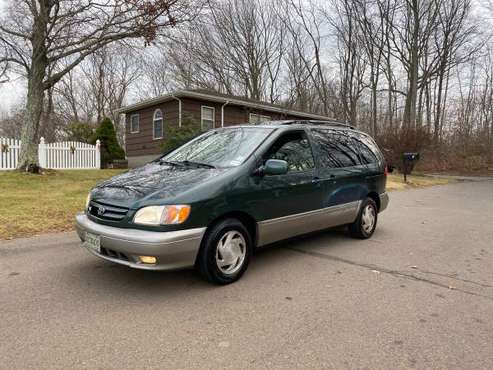 2003 Toyota Sienna XLE - cars & trucks - by owner - vehicle... for sale in West Haven, NY
