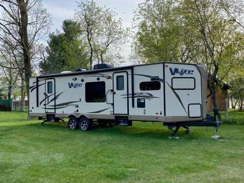 2017 Forest River Flagstaff Lite Travel Trailer - - by for sale in Stevens Point, WI