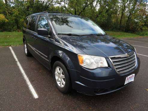 2009 Chrysler Town Country 4dr Wgn Touring - Call or TEXT! Financing A for sale in Maplewood, MN