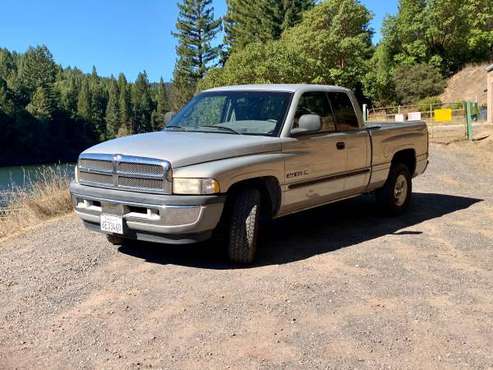 2000 Dodge Ram 1500 for sale in Willits, CA