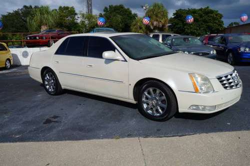 2008 CADILLAC DTS - 86K MILES for sale in Clearwater, FL