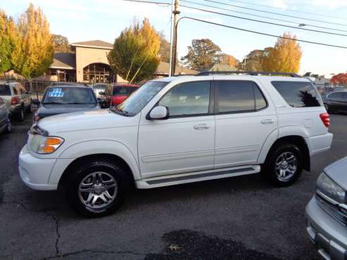 2004 TOYOTA SEQUOIA LIMITED 4WD - cars & trucks - by dealer -... for sale in Salem, OR