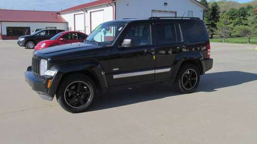 2012 Jeep Liberty Sport 4x4-LOW MILES - - by dealer for sale in Council Bluffs, IA