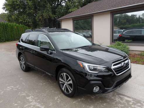 2018 Subaru Outback 3.6R Limited AWD - NAVI - Only 18,000 Miles - for sale in Chicopee, MA