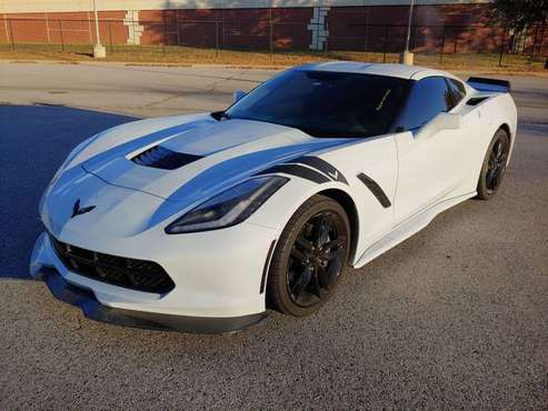 2018 CHEVROLET CORVETTE STINGRAY ONLY 18,000 MILES! CLEAN CARFAX!... for sale in Norman, KS