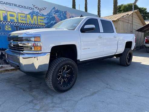 2015 CHEVY SILVERADO 2500HD 6.6L DURAMAX .... LIFTED 4X4 .... ONLY... for sale in Redlands, CA