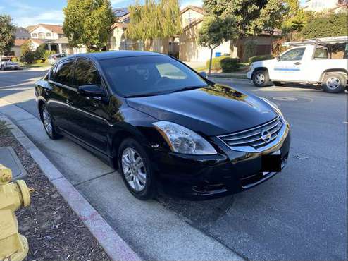 2012 Nissan Altima Sl - cars & trucks - by owner - vehicle... for sale in Monterey, CA