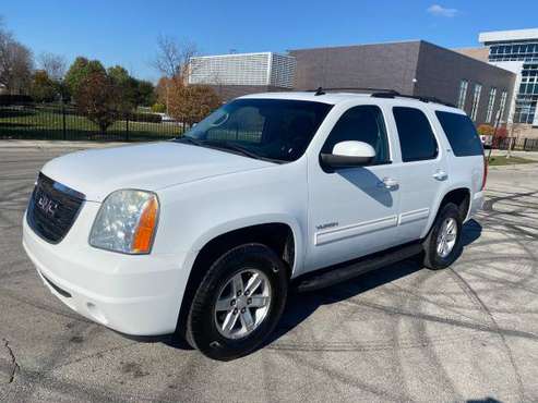 2011 GMC YUKON SLT 4x4 - cars & trucks - by owner - vehicle... for sale in Chicago, IL
