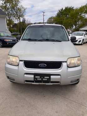 2003 FORD ESCAPE/Limited (217, 694 miles) - - by for sale in Berkley, MI
