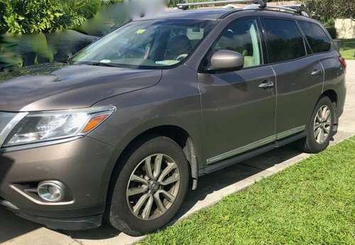 2014 Nissan Pathfinder 4WD - cars & trucks - by owner - vehicle... for sale in Englewood, FL