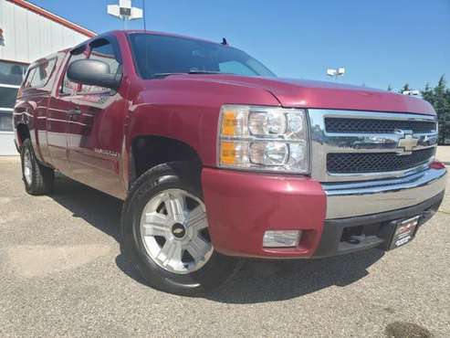 2007 Chevrolet Silverado 1500 Work Truck Ext. Cab Short Box 4WD -... for sale in Middleton, WI
