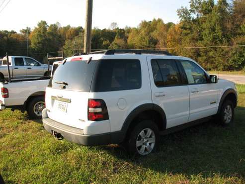 2007 Ford Explorer - cars & trucks - by owner - vehicle automotive... for sale in Cleveland, GA