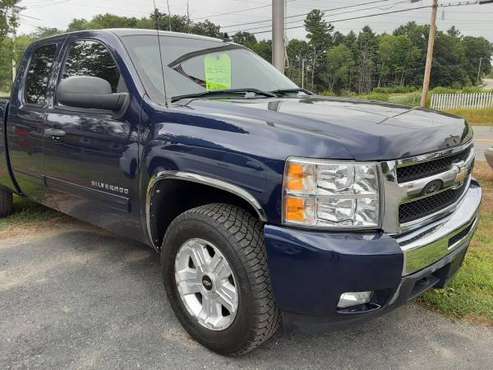 2010 Chevrolet Silverado 1500 - cars & trucks - by dealer - vehicle... for sale in Whitinsville, MA